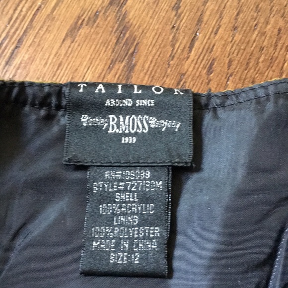 Houndstooth 21 inch skirt with side zipper size 12 - Picture 3 of 5